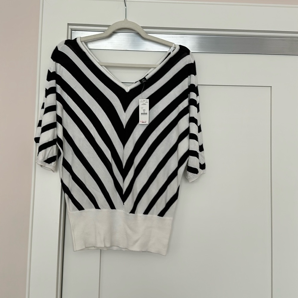 White House | Black Market - top size XS